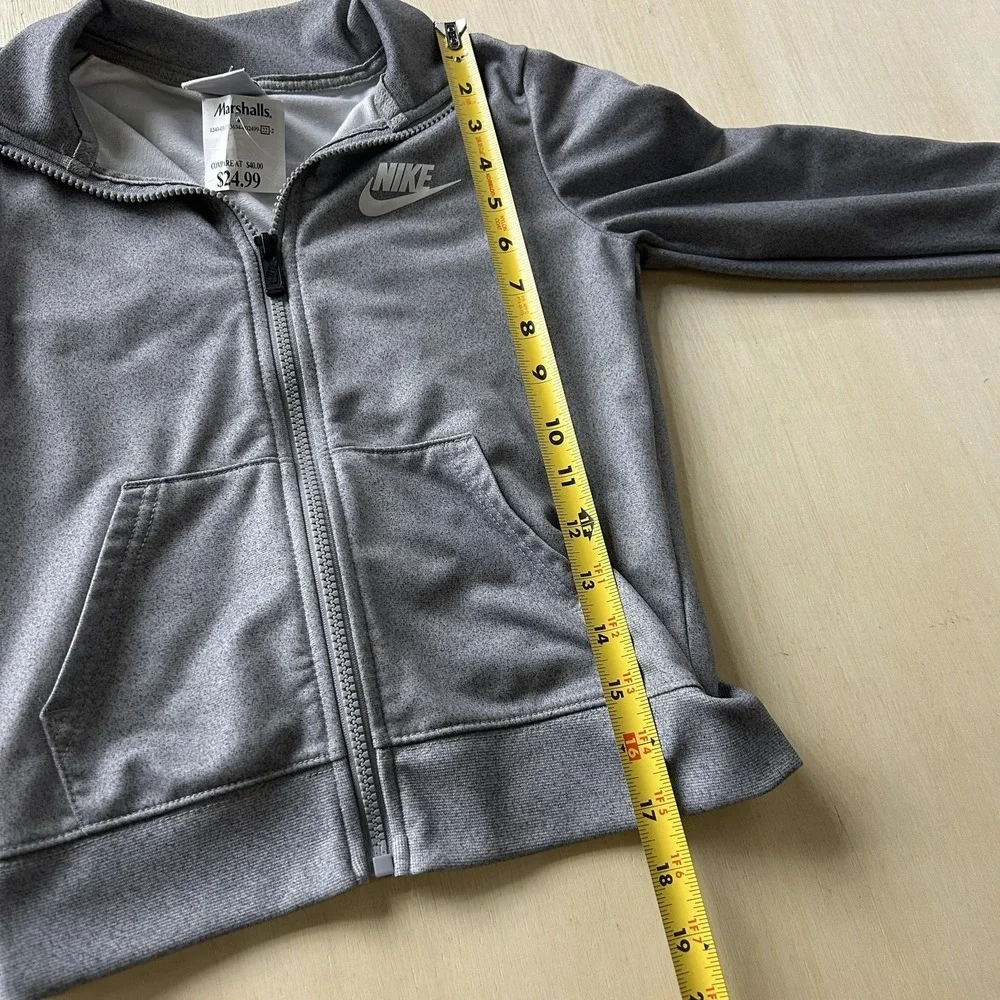 Nike Track Jacket Kids 6-7 Gray Full‎ Zip Logo Tape Knit Athletic Sport